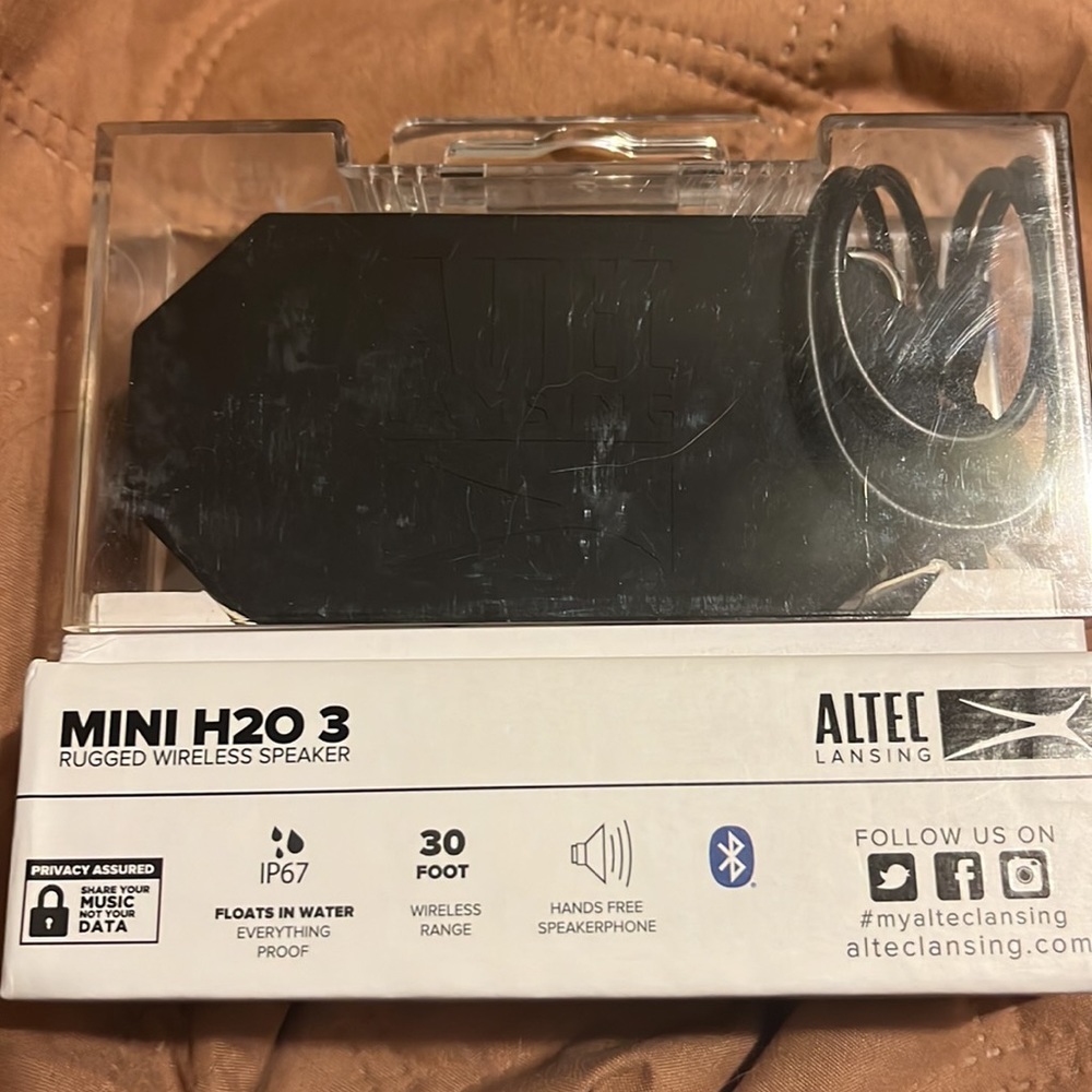 Mini wireless speaker - Picture 2 of 2